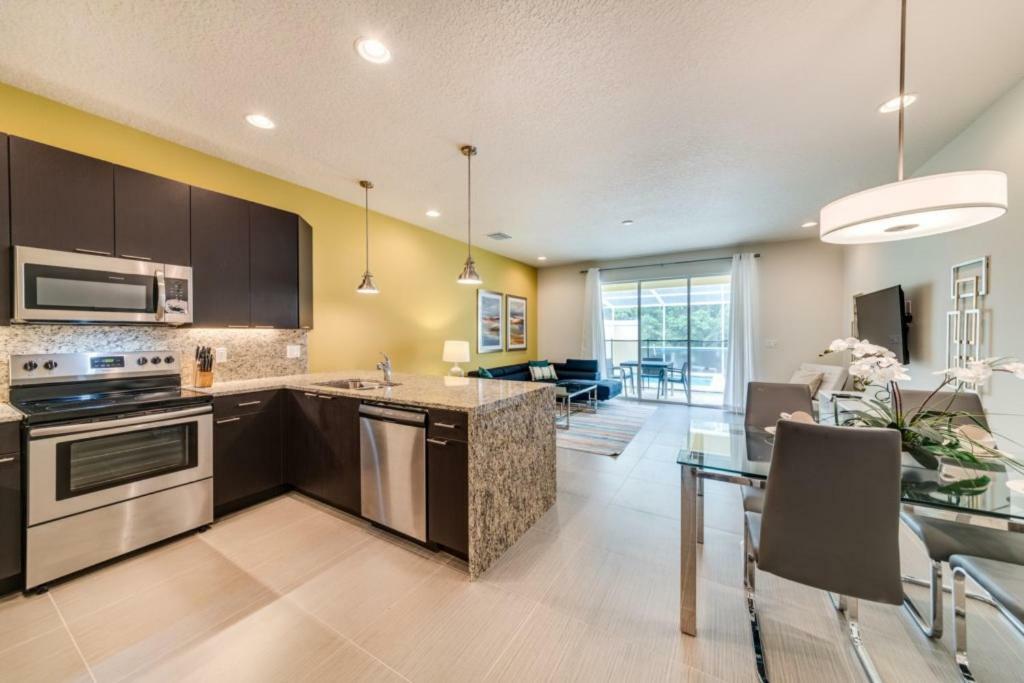 Charming Townhome With Private Pool Near Disney Orlando Extérieur photo